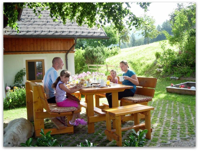 Huettstaedterhof Familie Poetsch Villa Aigen im Ennstal Bagian luar foto
